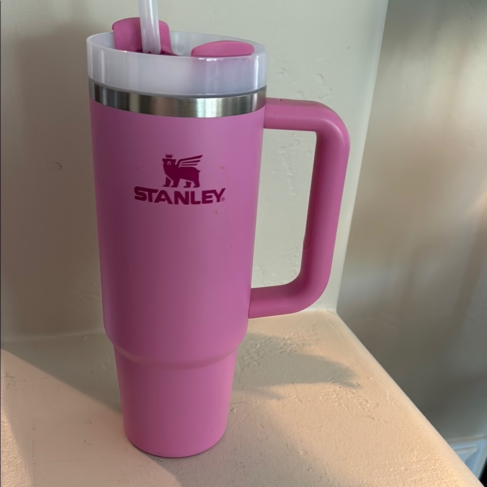 Stanley Vibrant Pink Travel Mug with Handle